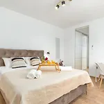Villa Mateo