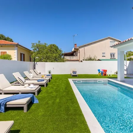 Villa Mateo *